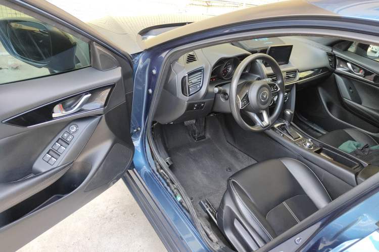 Used Mazda CX-4 2021 2.0L Automatic Two-Wheel Drive Blue Sky Dynamic Edition