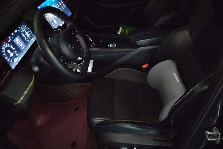 Used Lynk & Co 03 2023 1.5TD DCT JingPro
