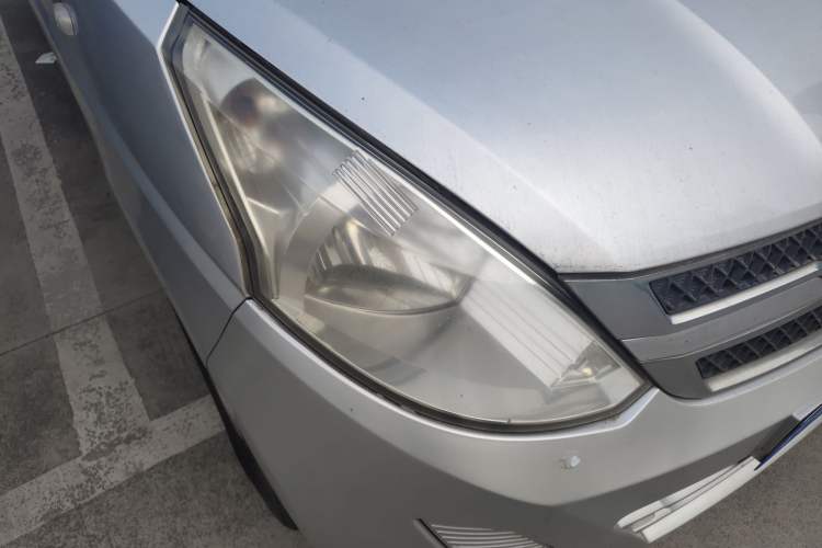Used Wuling Rongguang V 2015 1.2L Practical Model Right Front Headlight