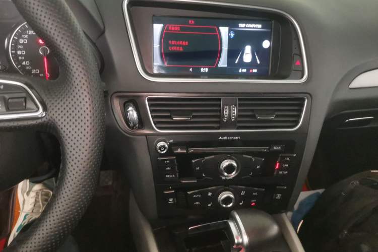 Used Audi Q5 2018 Collector's Edition 40 TFSI Ambition Model
