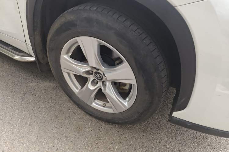 Used Toyota Highlander 2022 Dual-Engine 2.5L 4x4 Elite Edition 7-Seater
