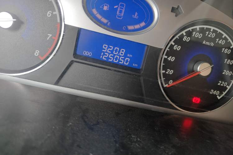 Used Geely Auto Classic Emgrand 2012 Sedan 1.5L Manual Standard Model
