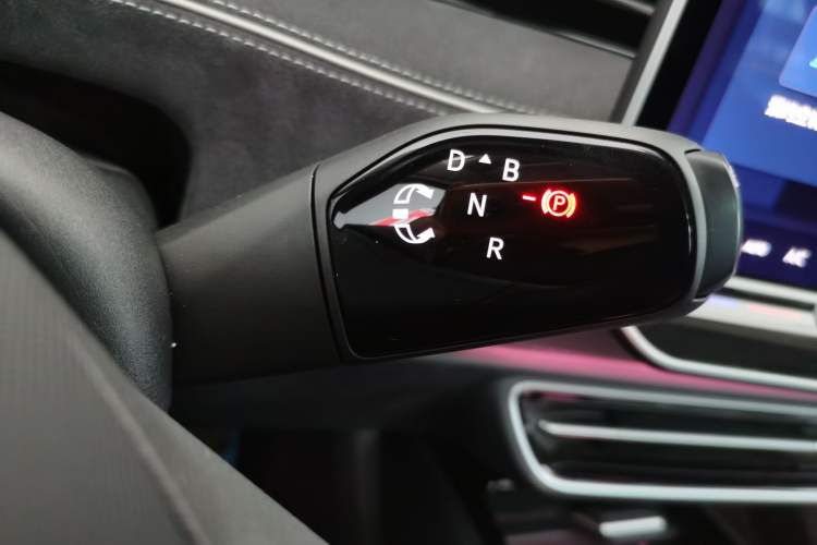 Used Volkswagen ID.7 VIZZION 2024 PRO Model Gear Lever