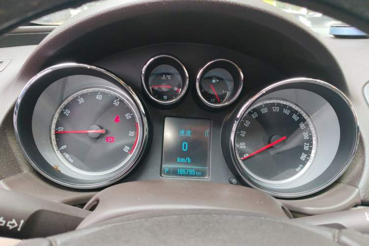 Used Buick Regal 2014 2.0L Leading Fashion Edition Instrument Cluster