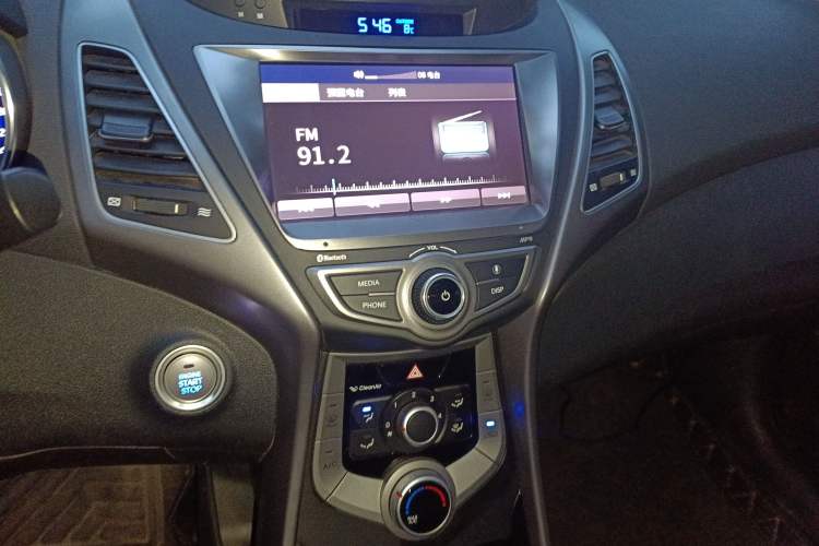 Used Hyundai Elantra (5th Generation / Langdong) 2016 1.6L Automatic Prestige Model
