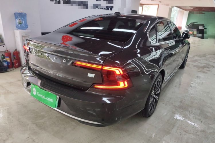Used Volvo S90 New Energy 2022 T8 eDrive Hybrid Luxury Edition