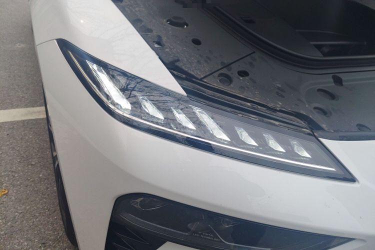 Used Dongfeng eπ eπ007 2025 Model Pure-Electric 650 Max Cruise Edition
