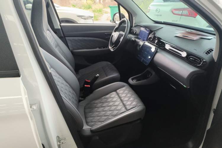 Used Leapmotor T03 2021 400 Comfort Edition Right Front Seat