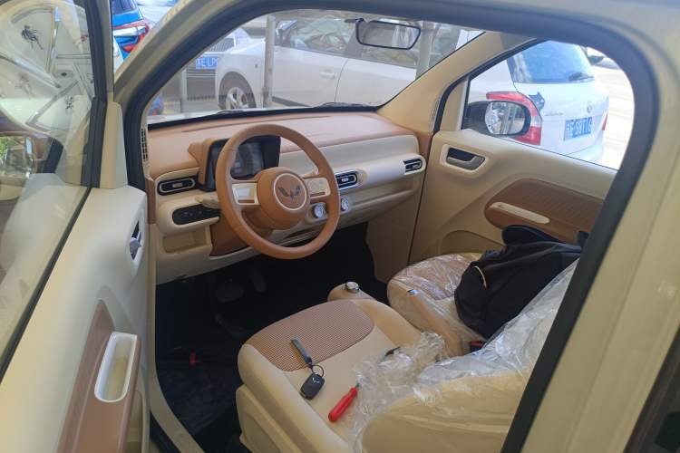 Used Wuling Hongguang MINIEV 2024 3rd Generation 215km Youth Edition