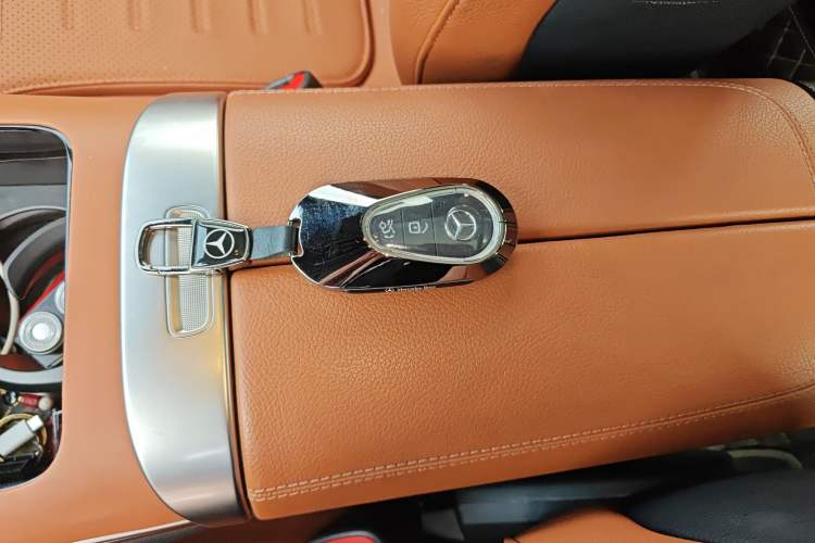 Used Mercedes-Benz GLC 2023 Refreshed GLC 300 L 4MATIC Dynamic Edition 5 Seats
