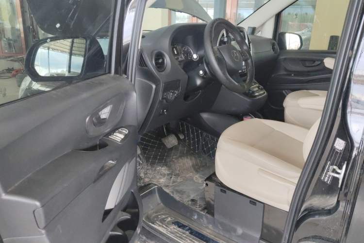 Used Mercedes-Benz Vito 2020 2.0T Elite Version 7 Seats