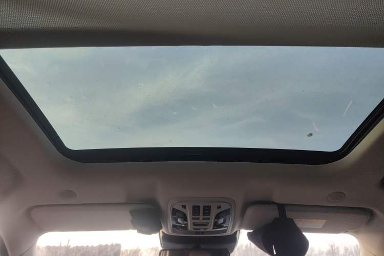 Used Wey VV6 2021 2.0T Two-Wheel Drive Smart Plus