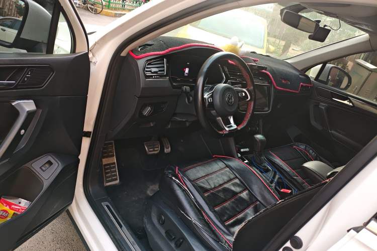 Used Volkswagen Tiguan L 2021 330TSI Automatic Two-Wheel Drive R-Line Enhanced Edition Driver Seat