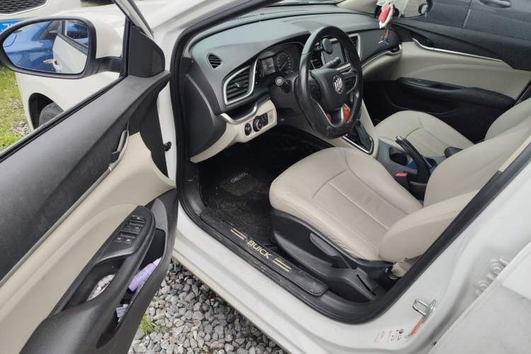 Used Buick GT 2019 15T Dual-Clutch Connected Elite Model China VI
