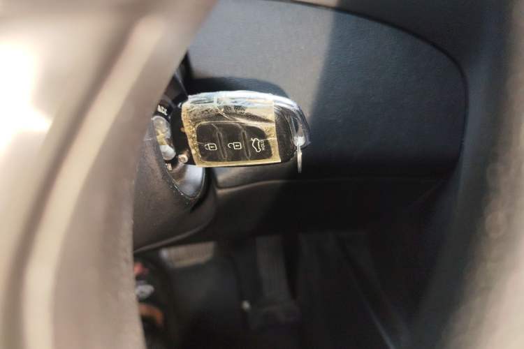 Used Hyundai Elantra (5th Generation / Langdong) 2016 1.6L Automatic Smart Version Vehicle Key