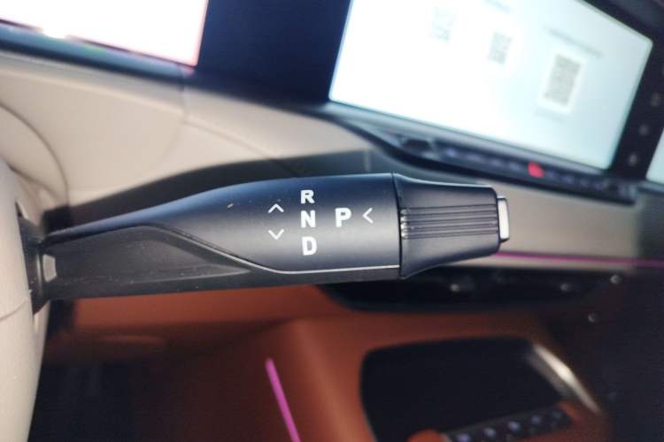 Used VOYAH FREE 2024 Ultra-Long Range Intelligent Driving Version
