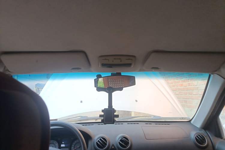 Used Geely Auto Liberty Ship 2012 1.3L Manual Fashion II Headliner