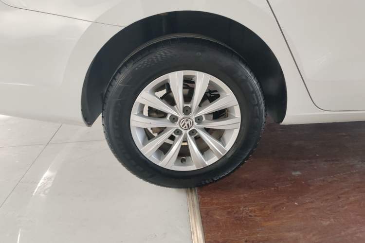 Used Volkswagen Bora 2016 1.6L Automatic Fashion Model
