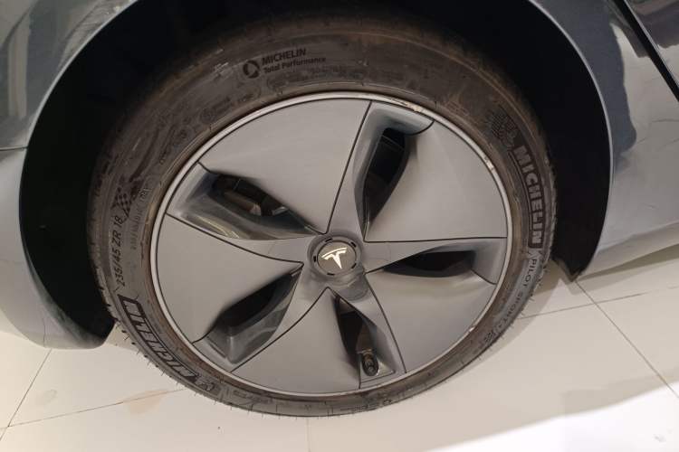 Used Tesla Model 3 2020 Refreshed Version Long-Range Rear-Wheel Drive
