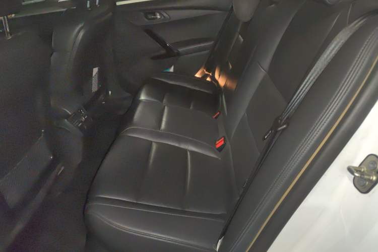 Used Peugeot 508 2015 1.6THP Automatic Prestige Edition Left Rear Seat