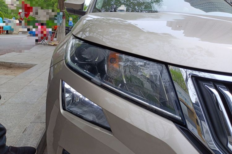 Used Skoda Kodiaq 2018 Facelifted TSI330 5-Seater Two-Wheel-Drive Comfort Edition
