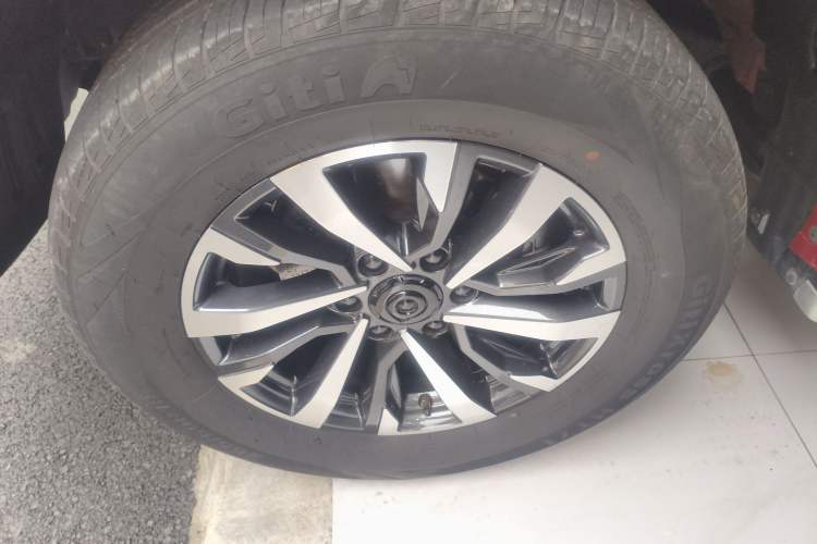 Used Great Wall Poer 2024 2.4T Passenger Version Automatic Diesel 4x4 Comfort Trim
