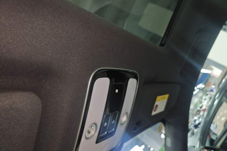 Used Li Auto ONE 2021 Extended-Range 6-Seater Version Headliner