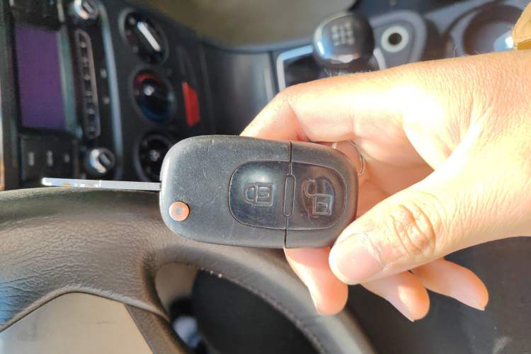 Used Dongfeng Aeolus H30 2012 CROSS 1.6L Manual Luxury Model