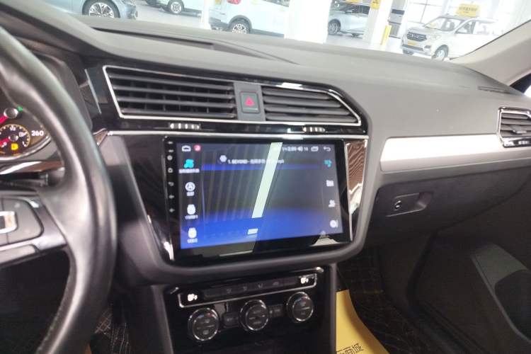 Used Volkswagen Tiguan L 2021 330TSI Automatic Two-Wheel Drive Smart Edition