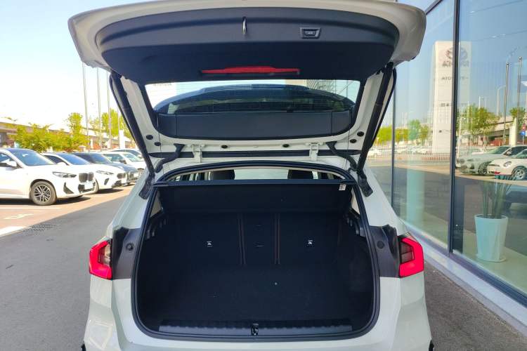 Used BMW X1 2024 sDrive25Li X Design Package Trunk