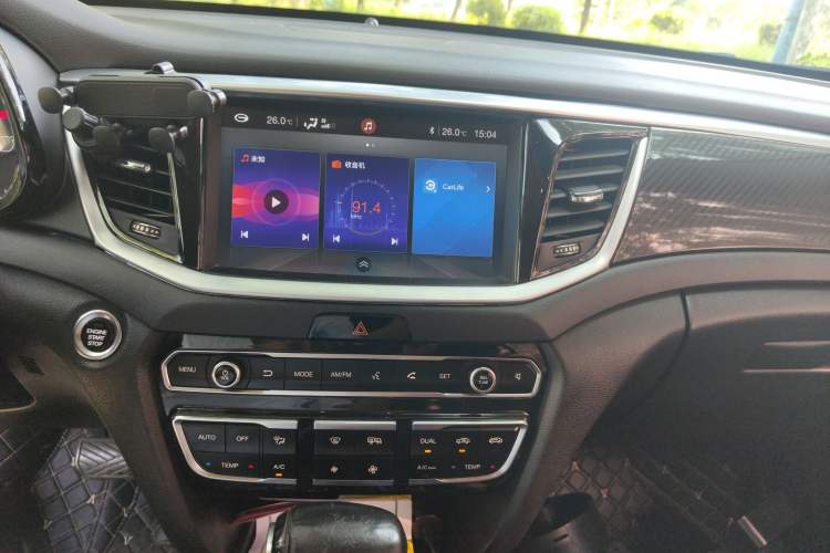 Used GAC Trumpchi GS7 2017 280T Two-Wheel Drive Luxury Model
