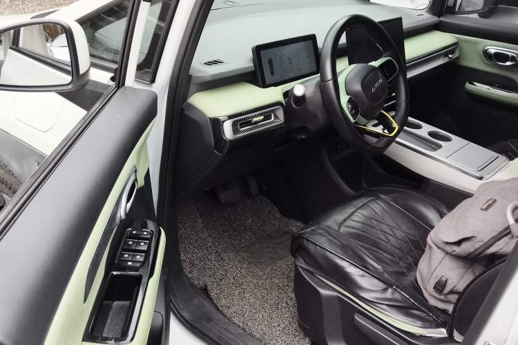 Used AION Y 2022 Plus 70 Enjoy Edition
