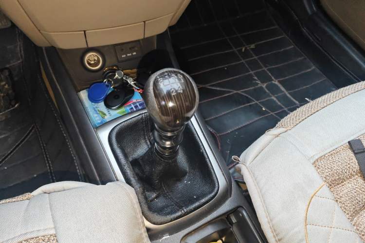 Used Hyundai Celesta 2011 1.6L Manual Comfort Edition