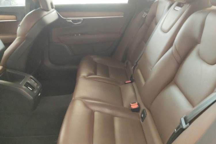 Used Volvo S90 2020 T5 Zhiyi Luxury Edition