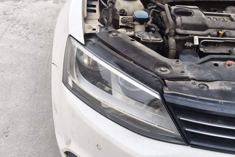 Used Volkswagen Sagitar 2014 1.4TSI Automatic Luxury Model