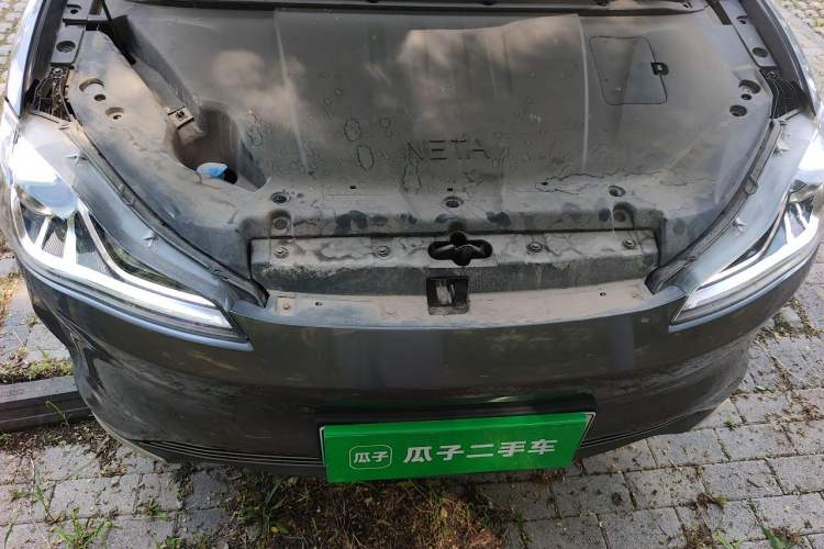 Używany NETA V 2021 Long-Range Entertainment Edition Upgrade Model