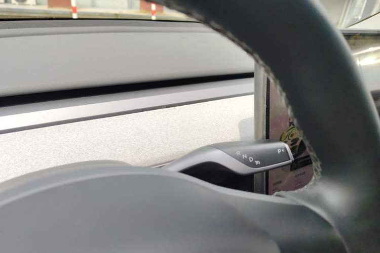 Used Tesla Model Y 2023 Rear-Wheel-Drive Version Gear Lever