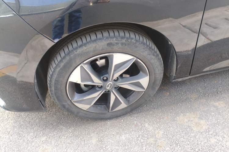 Used GAC Trumpchi M6 2021 PRO 270T DCT Luxury Edition Exterior 4