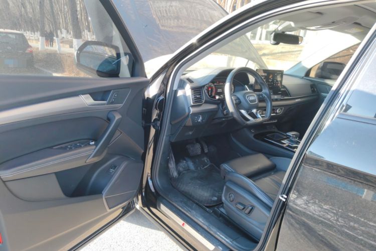 Used Audi Q5L 2022 40T Fashionable and Dynamic Model Driver Seat