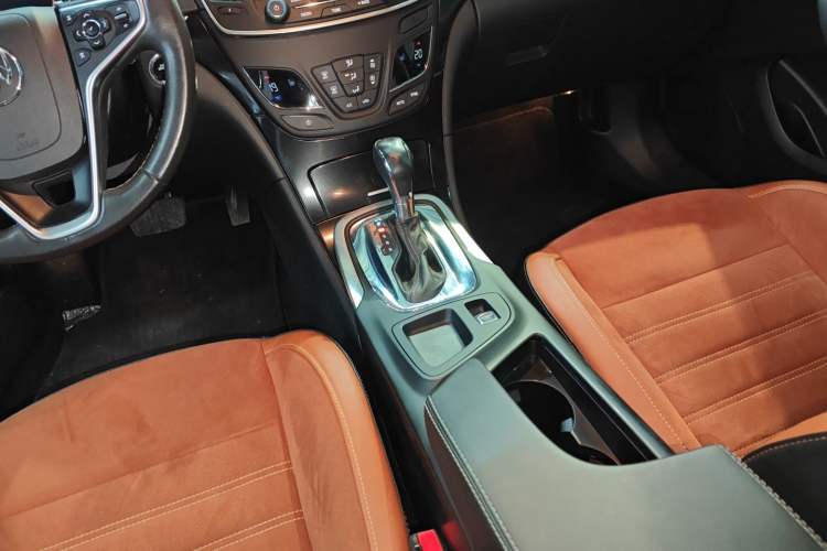 Used Buick Regal 2015 1.6T Elite Tech Model
