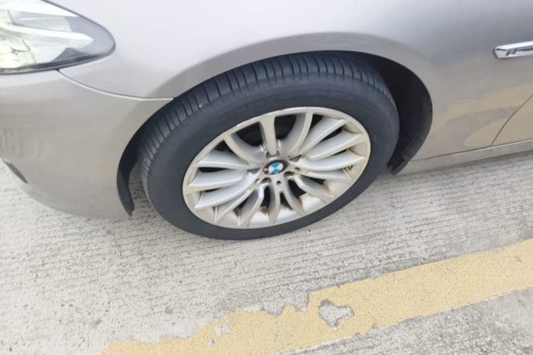 Used BMW 5 Series 2014 525Li Luxury Design Package