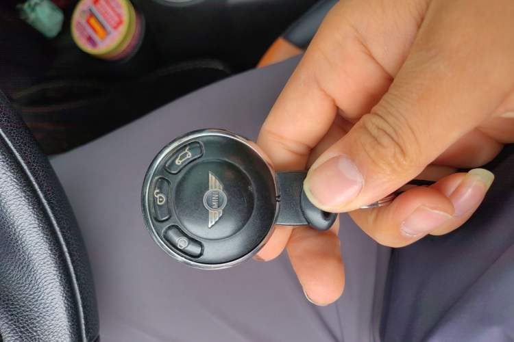 Used MINI 2011 1.6L COOPER Fun
