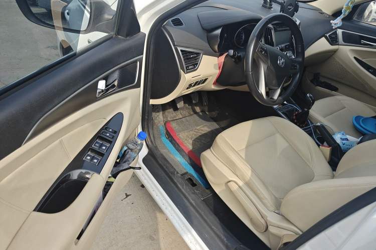 Used CHANGAN Eado 2016 1.6L Manual Fashion Edition