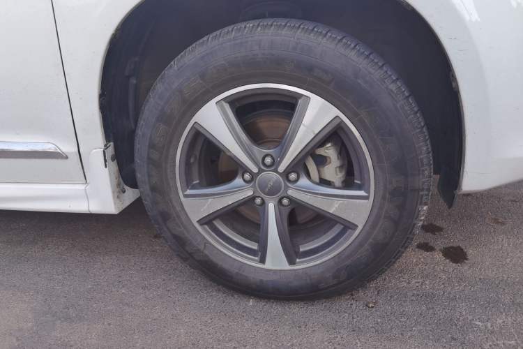 Used Haval H6 2013 Upgraded Model 1.5T Manual Two-Wheel Drive Urban Version