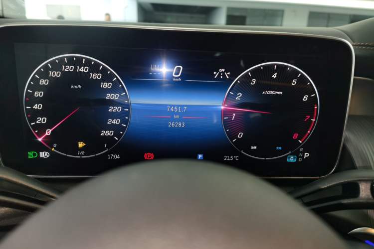 Used Mercedes-Benz GLC 2023 GLC 260 L 4MATIC Luxury Model 5 Seats