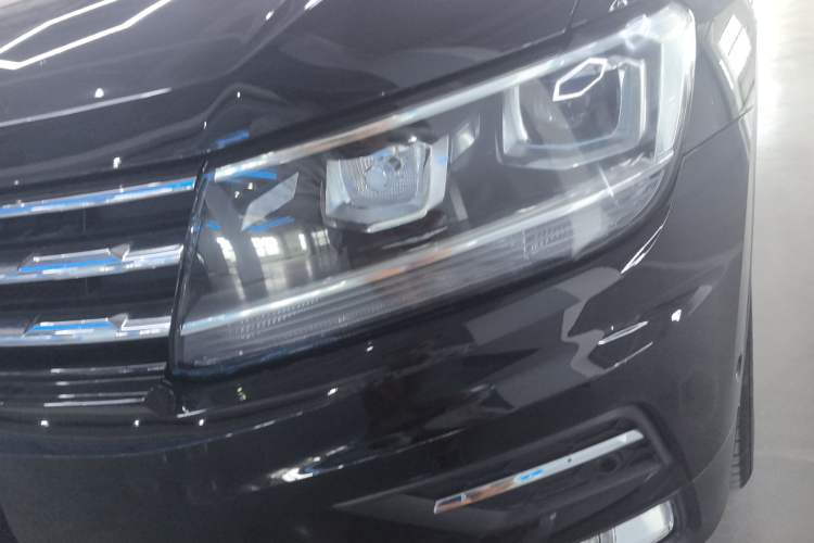 Used Volkswagen Tiguan L 2020 330TSI Automatic Two-Wheel Drive Smart Luxury Edition China VI Standard