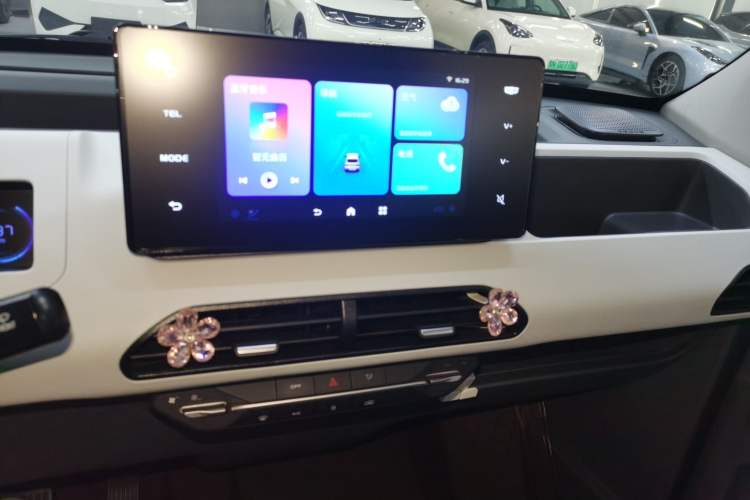 Used Geely Galaxy Panda 2024 Panda Mini 200km Endurance Bear