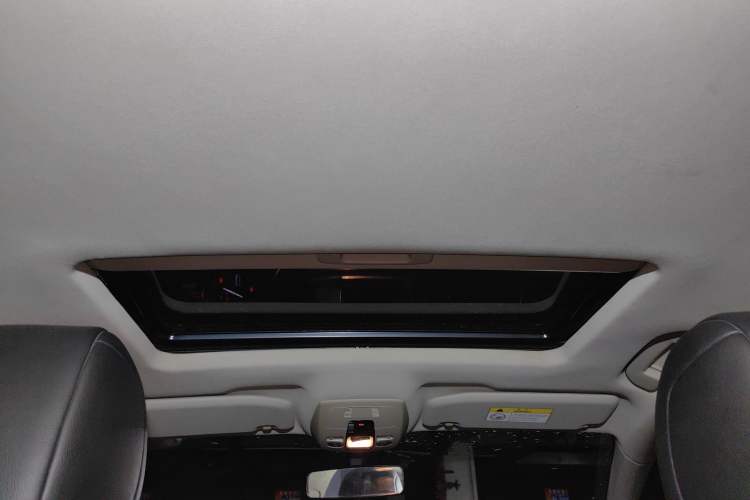 Used DS 4S 2016 1.6T Automatic Ruidong Version THP160 Headliner