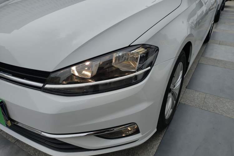 Used Volkswagen Golf 2019 200TSI DSG Comfort & Ambition Edition China VI Standard Left Front Headlight