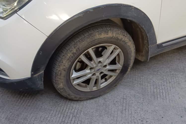 Used Karry K50 2015 1.5L Manual Comfort Model
